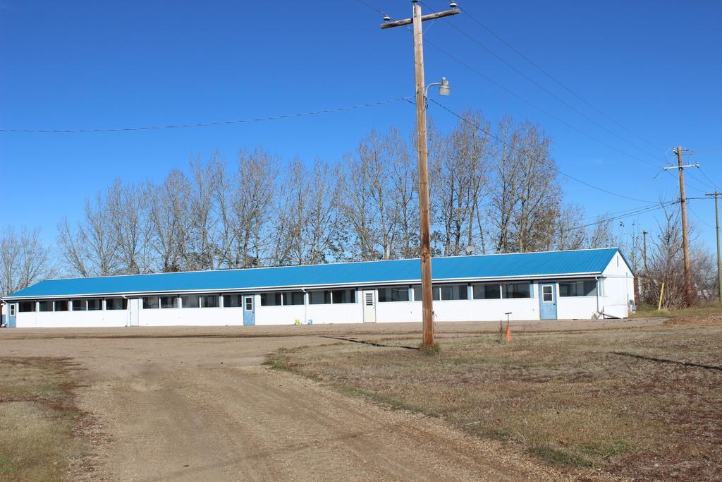 Raval Paradise Motel And Rv Park Youngstown Kültér fotó